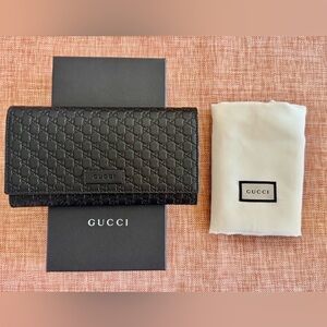NIB Leather Gucci Microguccissima Embossed GG Continental Wallet / Black